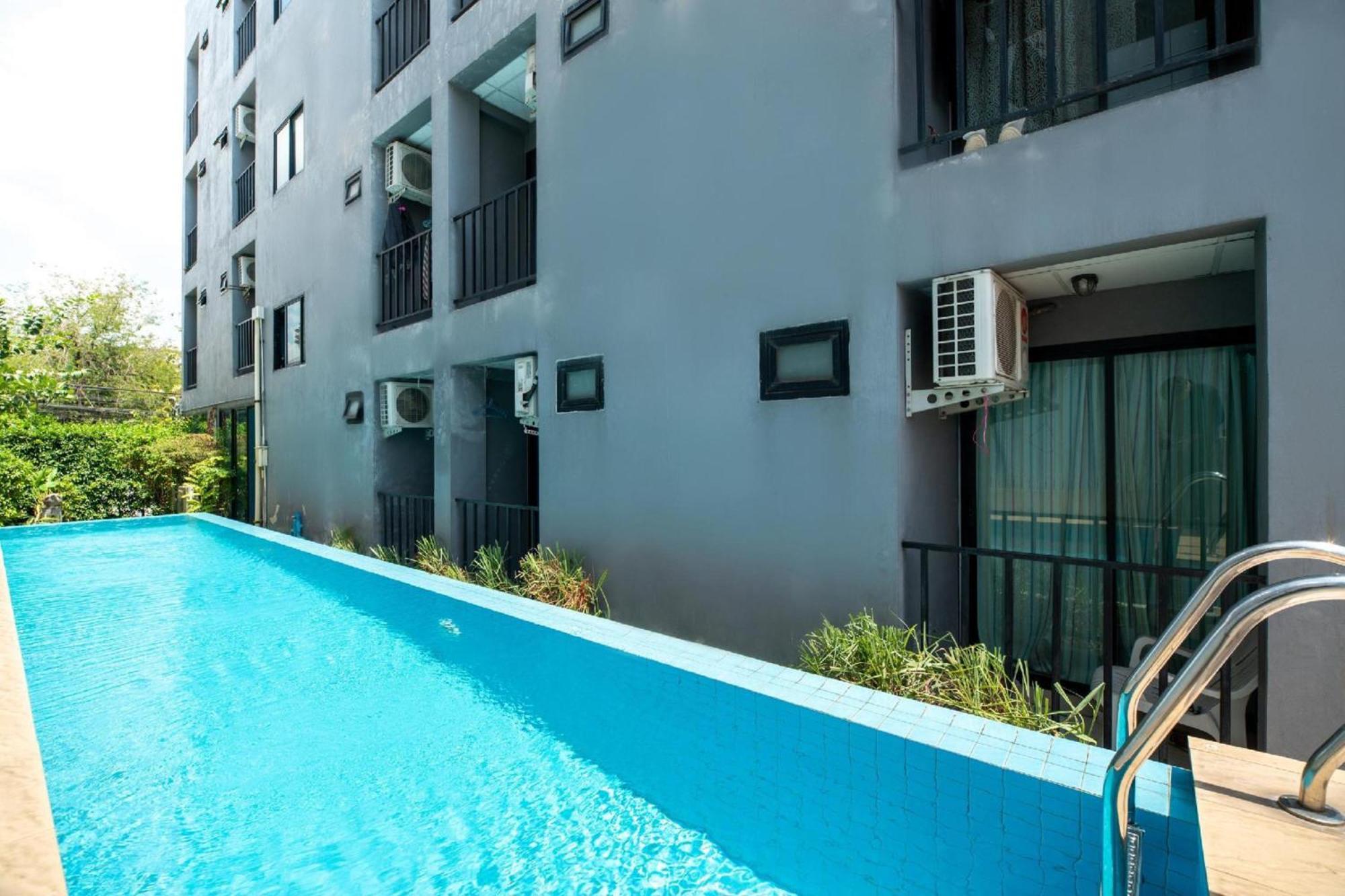 Super Oyo 427 Chill Apartment Bangkok Esterno foto