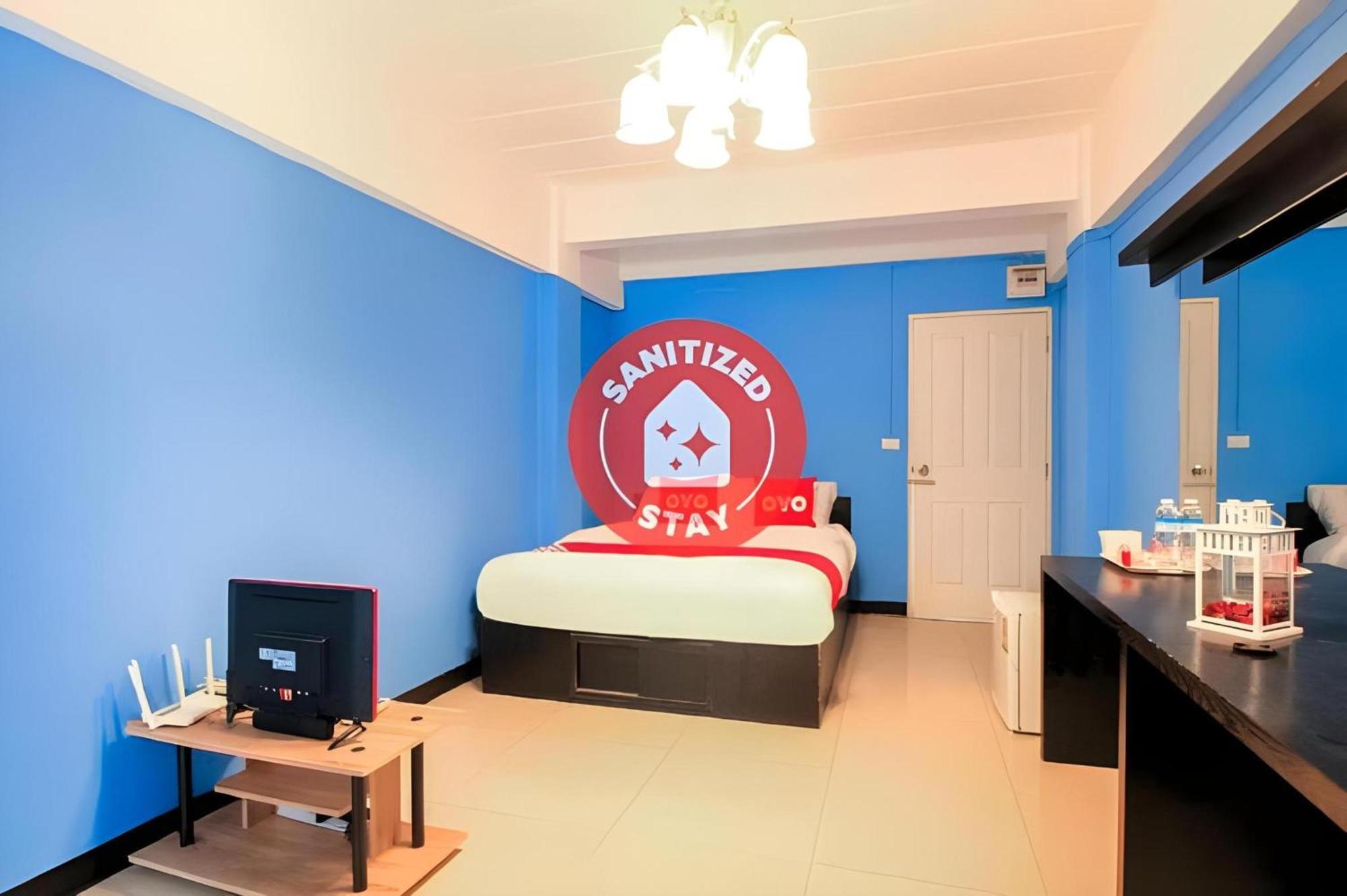 Super Oyo 427 Chill Apartment Bangkok Esterno foto
